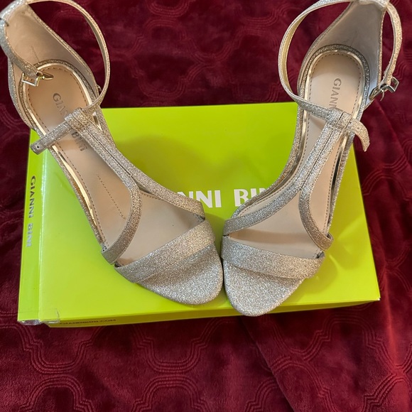 Gianni Bini Shoes Gianni Bini Shoes Poshmark